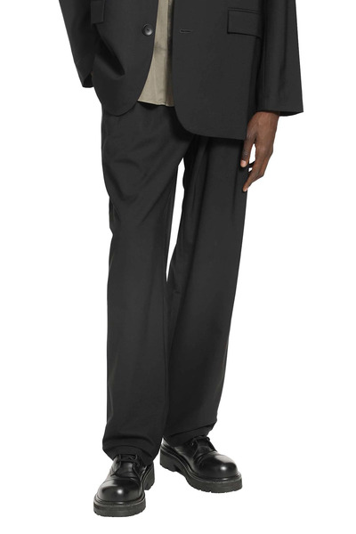  Pleated Pants 