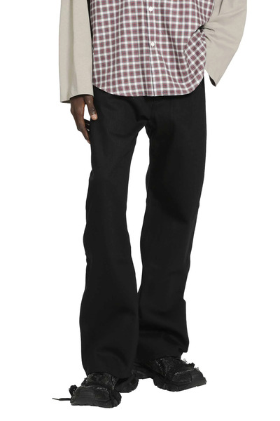  Curved Knee Jeans 