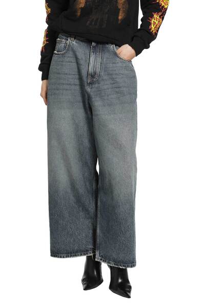  Low Crotch Baggy Jeans 