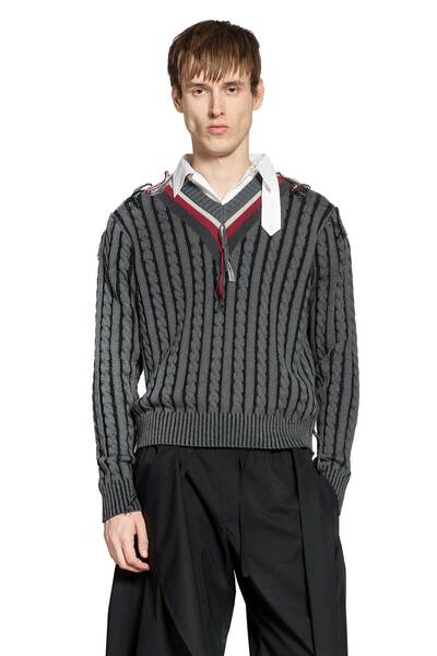  V-neck Cable Jumper 