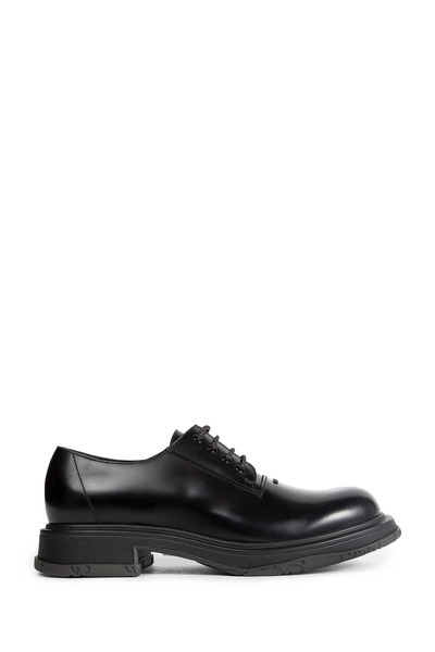  Lace-up Shoe 