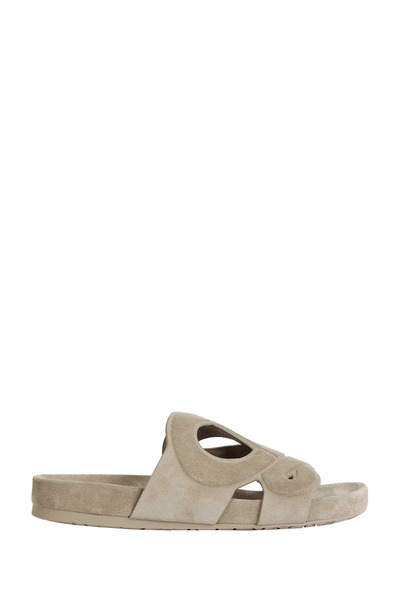  Ease Monogram Slides 