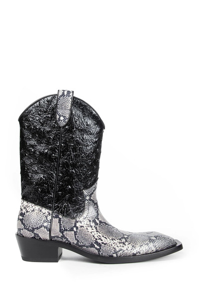  Cowboy Boots 