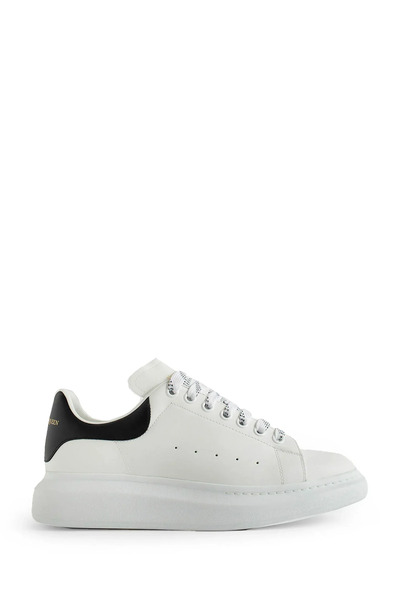  Oversized Sneakers 