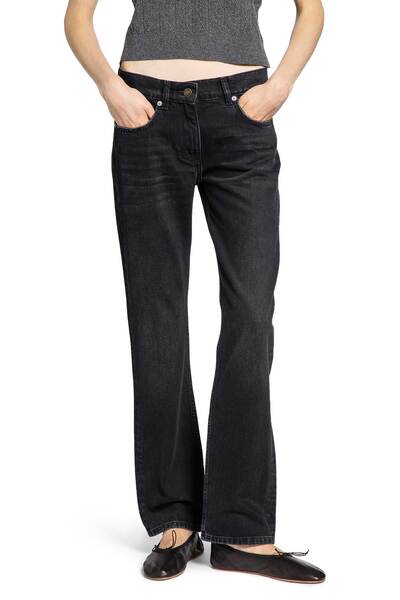  Darcy Distressed Jeans 