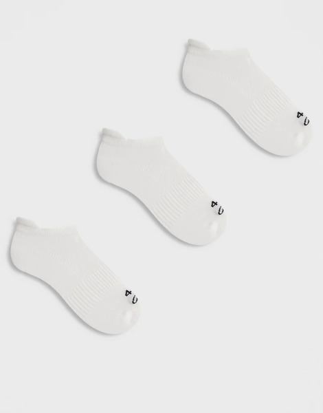  4505 Icon 3 Pack Quick Dry Sport Ankle Socks In White 