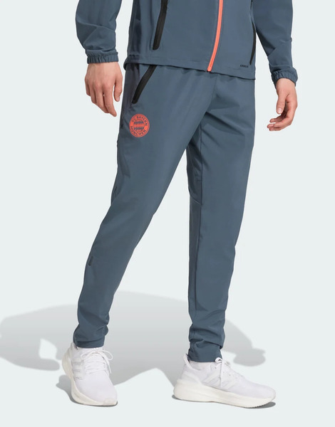  Adidas Performance Fc Bayern Tiro 25 Competition Vis Tech Travel Pants In Bold Onix / Easy Coral Grey 