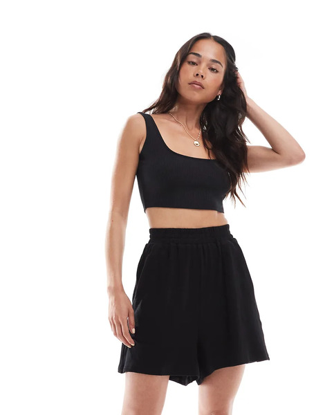  Agon High Waisted Shorts In Black 