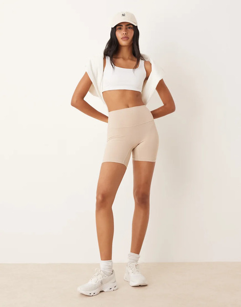  Agon Running Shorts In Sand Neutral 