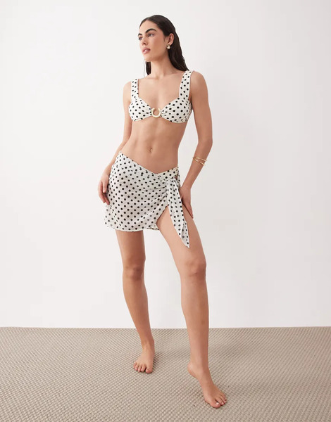  Aray Polka Dot Mini Sarong In White 