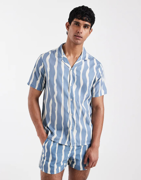  Aray Wavy Stripe Beach Shirt In Faded Blue 