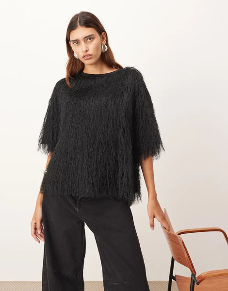 Arrange Hybrid Woven Fringe Top In Black 