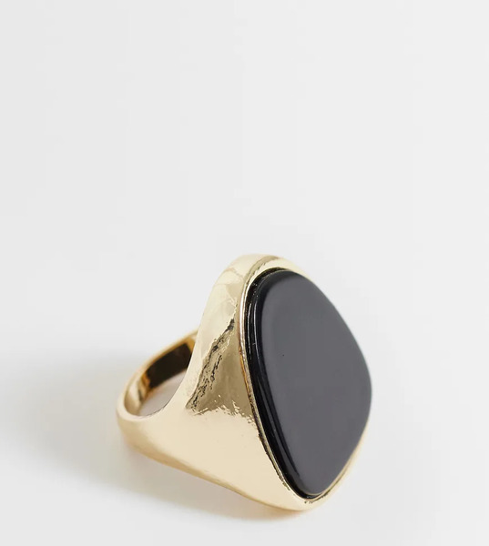  Asos Design Curve Large Ring With Black Stone Setting In Gold Tone 