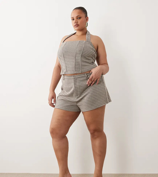  Asos Design Curve Mix & Match Brushed Mini Short In Brown Check Print Multi 