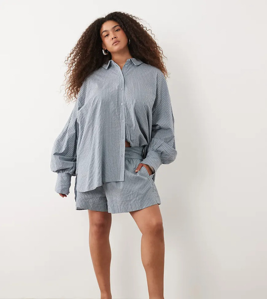  Asos Design Curve Pull On Shorts In Blue Stripe 