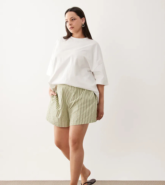  Asos Design Curve Textured Pull On Flippy Shorts In Khaki Stripe Green 