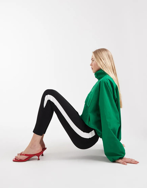  Asos Design Black Legging With White Side Stripe 