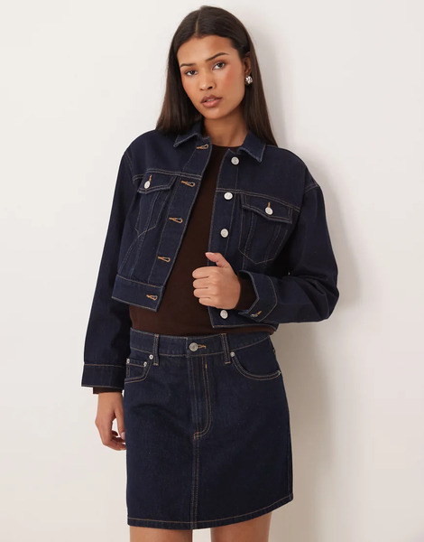  Asos Design Crop Denim Jacket In Rinse Navy 