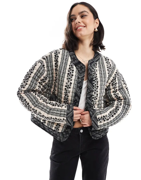  Asos Design Cropped Quilted Jacket In Patchwork In Black And White Floral Multi 