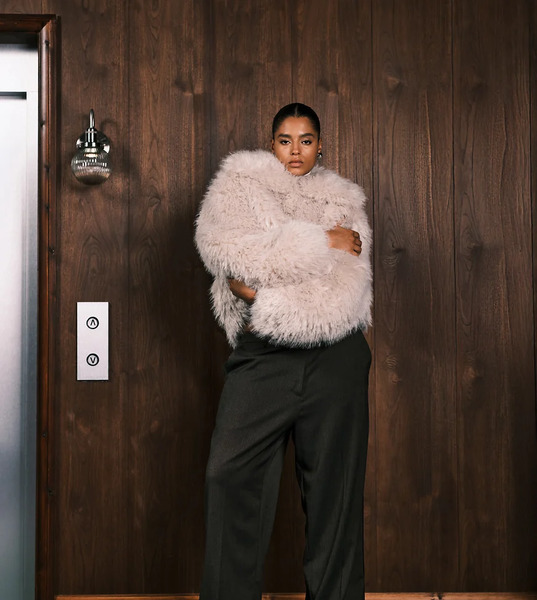  Asos Design Curve Tailored Relaxed Trousers With Faux Leather Trim In Brown Herringbone Neutral 