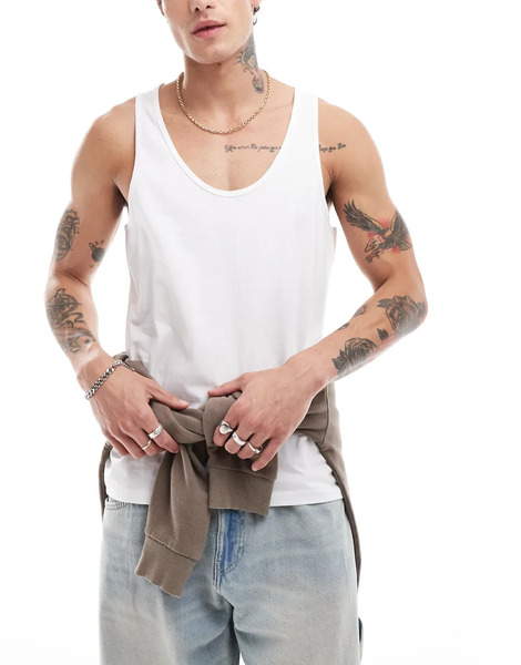  Asos Design Essentials Regular Fit Vest In White 