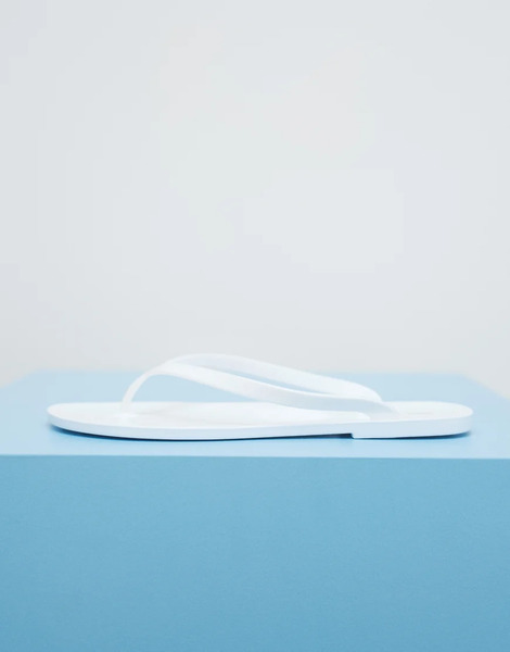  Asos Design Foxton Jelly Flip Flops In White 