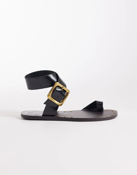  Asos Design Freely Toe Loop Cross Strap Flat Sandals In Black 