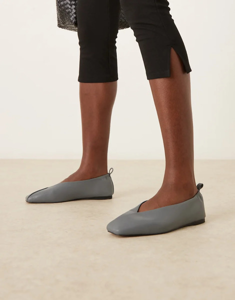  Asos Design Leslie Square Toe Ballets In Grey 