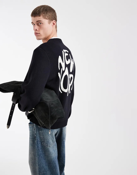  Asos Design Oversized Knitted Jumper With New York Graphic In Navy 