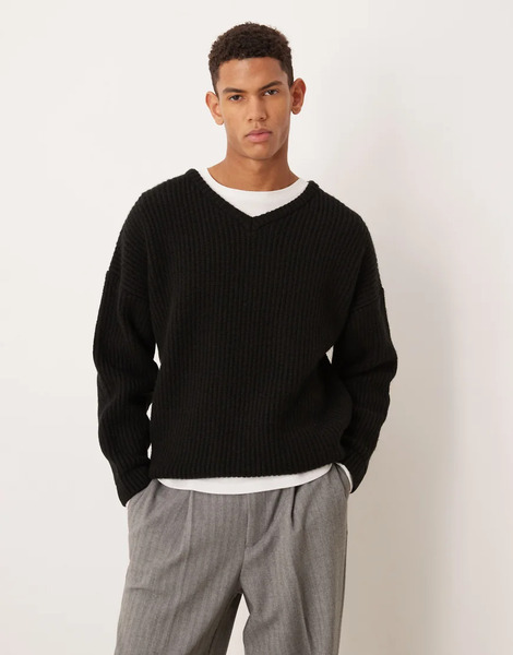 Asos Design Oversized Knitted Rib V Neck Jumper In Black 