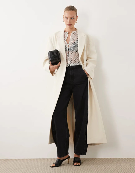  Asos Design Oversized Manzy Maxi Blazer In Ecru White 