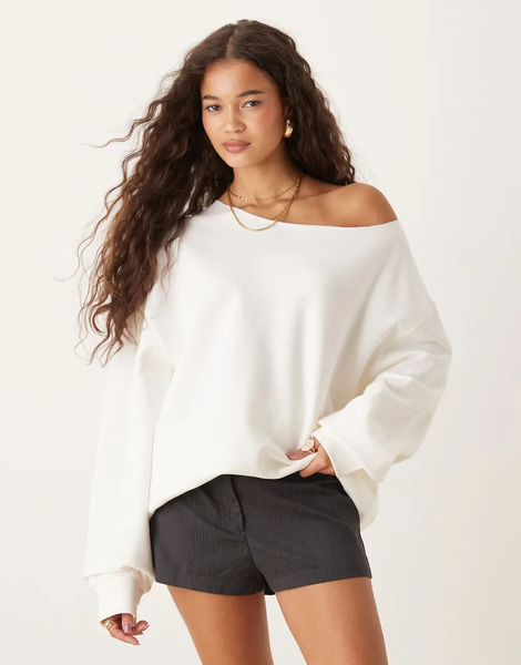  Asos Design Oversized Off Shoulder Sweatshirt In White 