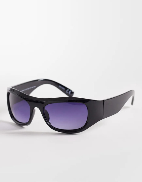  Asos Design Oversized Sunglasses In Black Frame With Smoke Lens 