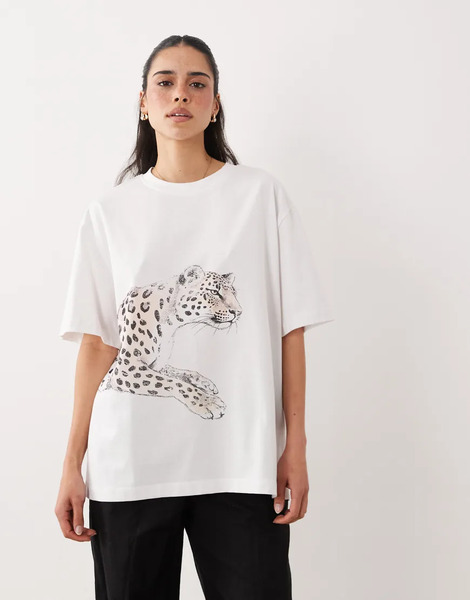  Asos Design Oversized T Shirt With Leopard Graphic In White 