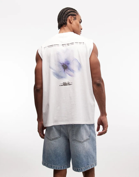  Asos Design Oversized Vest With Blurred Flower Graphic In White 