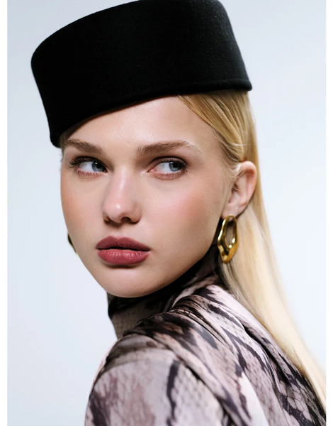  Asos Design Pillbox Hat In Black Felt 