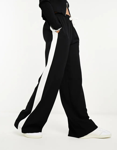  Asos Design Pull On Trouser With Contrast Panel In Black 