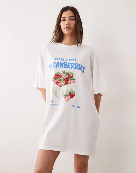  Asos Design Strawberry Oversized Sleep Tee In Cream Blue 