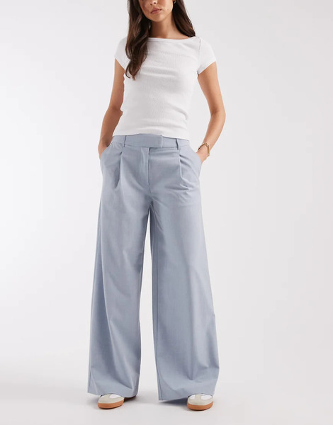  Asos Design Tailored Low Rise Relaxed Trouser In Soft Blue   Lgrey 