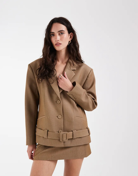  Asos Design Tailored Super Oversized Belted Hem Blazer In Stone White 