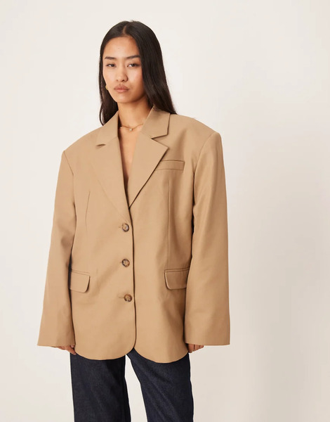  Asos Design Tailored Wool Blend Oversized Power Shoulder Blazer In Camel Brown 