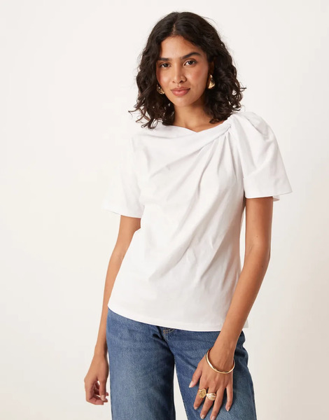  Asos Design Twist Side Boxy Tee In White 