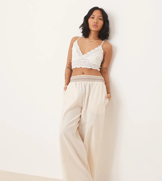  Asos Design Petite Linen Blend Pull On Wide Leg Trousers With Shirred Waist Detail In Cream With Brown Multi 