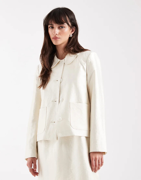  Aware Pocket Front Short Jacket Co Ord In White Shimmer 