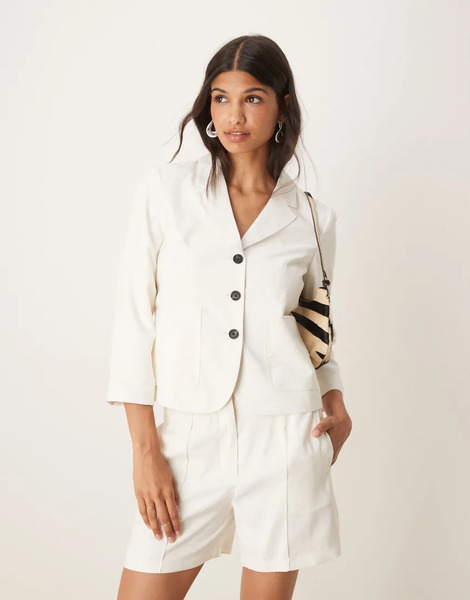  Aware Tailored Blazer Co Ord In White 