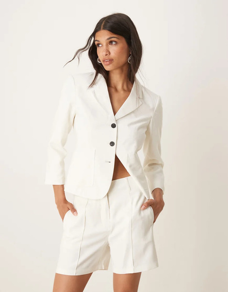  Aware Tailored Shorts Co Ord In White 