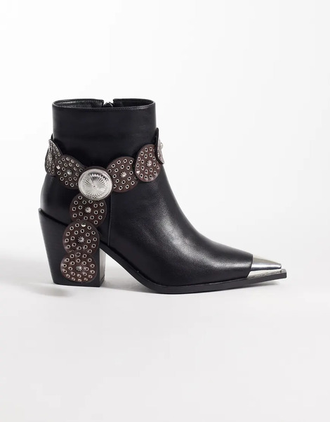  Azalea Wang Verrill Studded Belt Western Boot In Black 