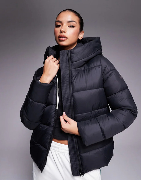  Barbour International Olivio Oversized Puffer Jacket In Black 