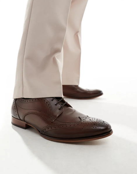  Base London Barbera Shoe In Brown 