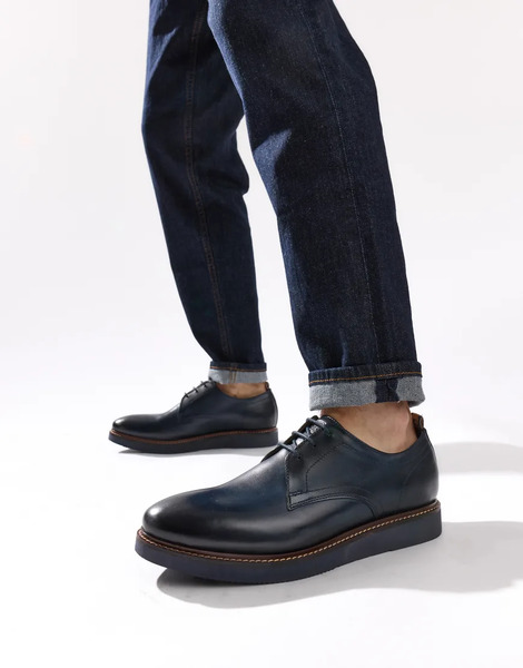  Base London Roly Shoe In Navy 